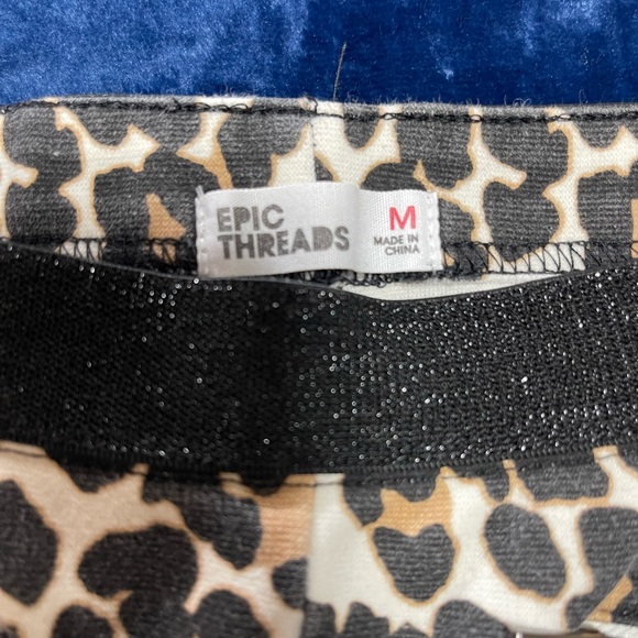 Set Sweater and pants - Picture 10 of 11